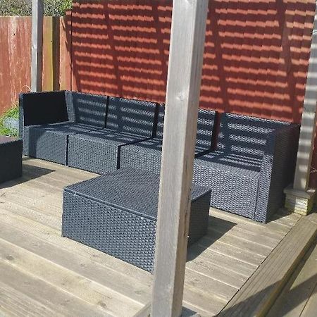 Cosy Garden Studio Room Minimum Two Night Booking Brighton Exteriör bild